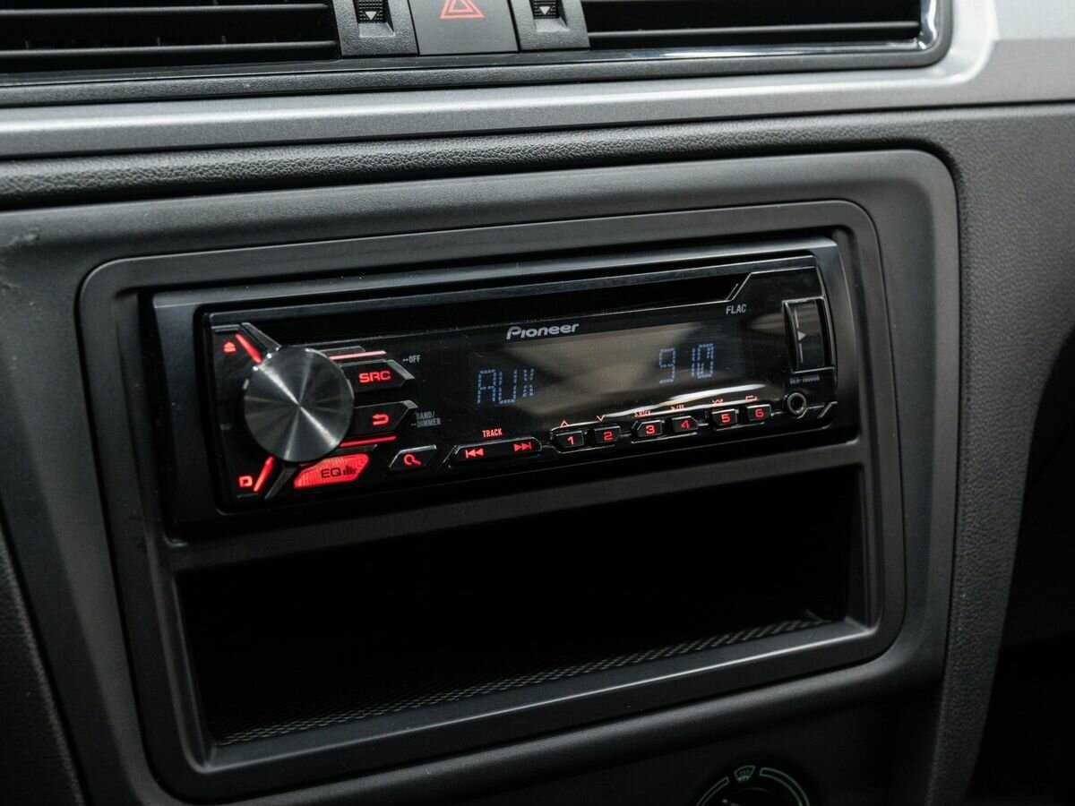 Купить Skoda Rapid, 2017, 122 000 км, фото №20