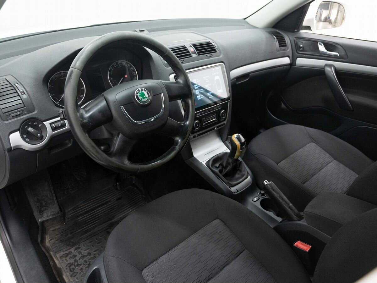 Купить Skoda Octavia, 2012, 194 196 км, фото №7
