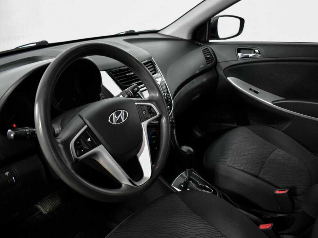 Купить Hyundai Solaris, 2012, 210 465 км, фото №7