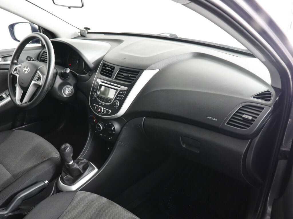 Купить Hyundai Solaris, 2012, 139 346 км, фото №6