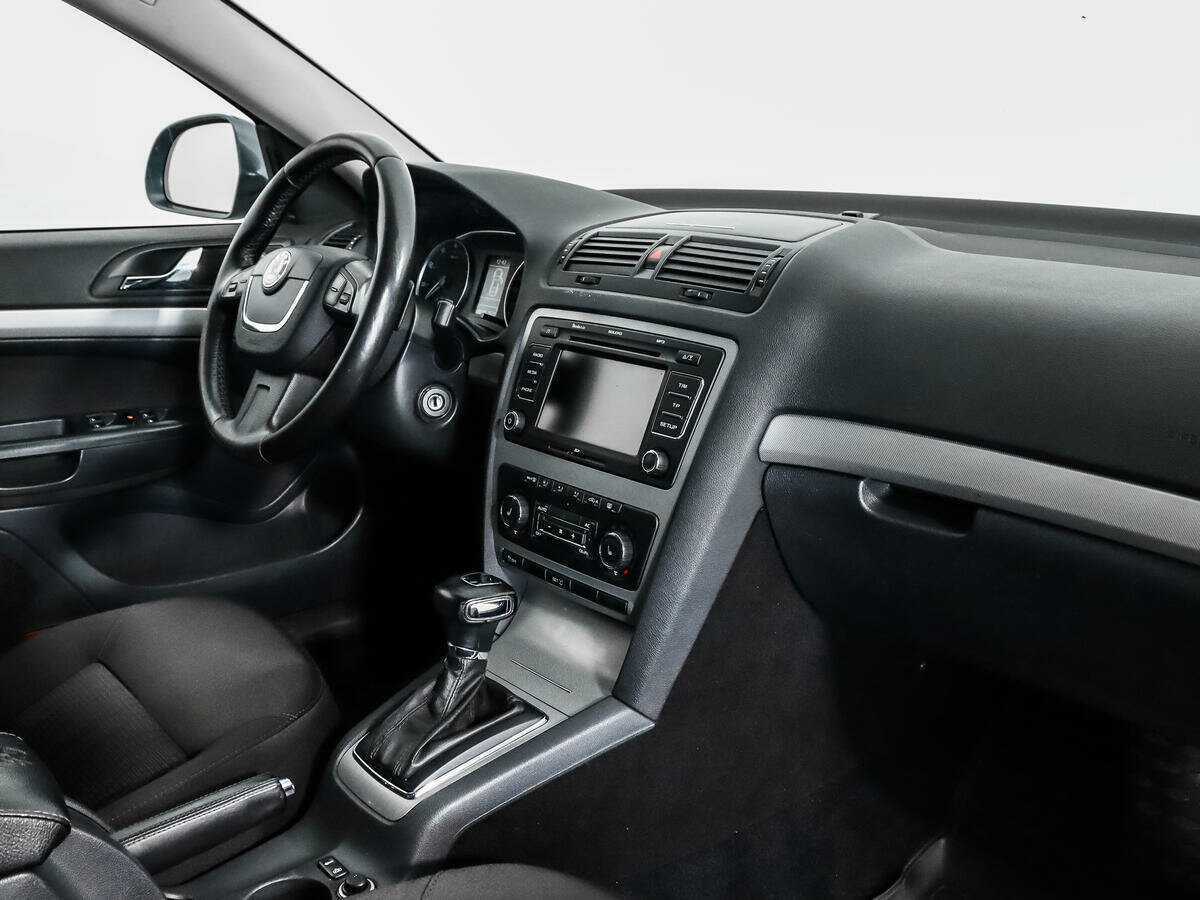 Купить Skoda Octavia, 2012, 309 844 км, фото №11