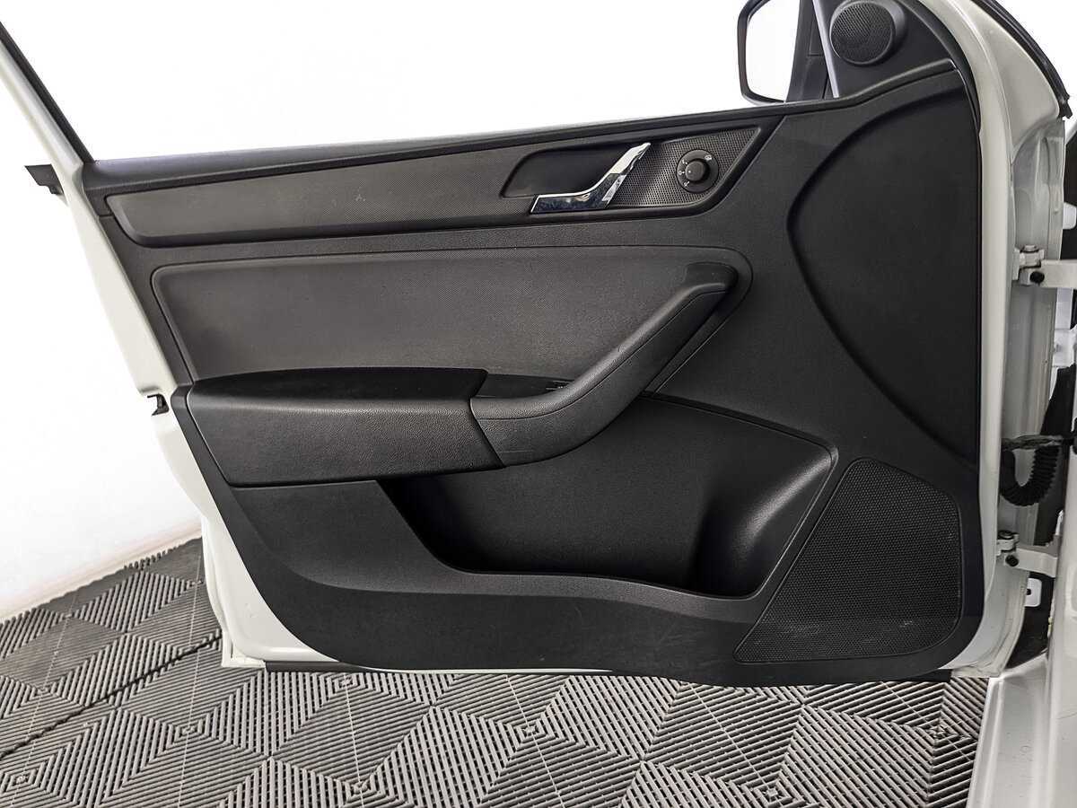 Купить Skoda Rapid, 2017, 185 752 км, фото №19