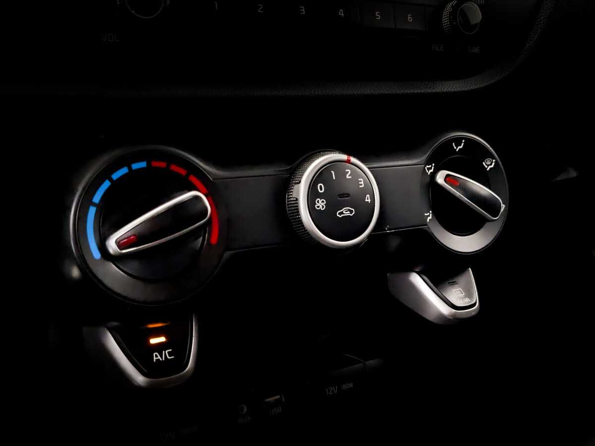 Купить Kia Rio X-Line, 2020, 154 823 км, фото №22