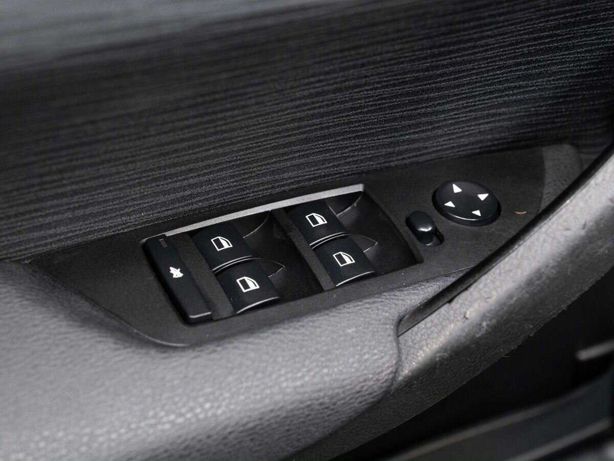 Купить BMW X1 20i, 2013, 280 000 км, фото №18