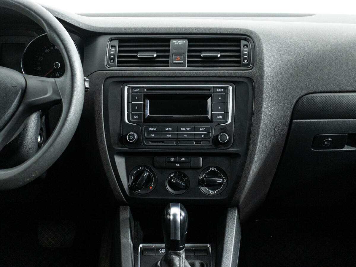 Купить Volkswagen Jetta, 2015, 63 829 км, фото №14