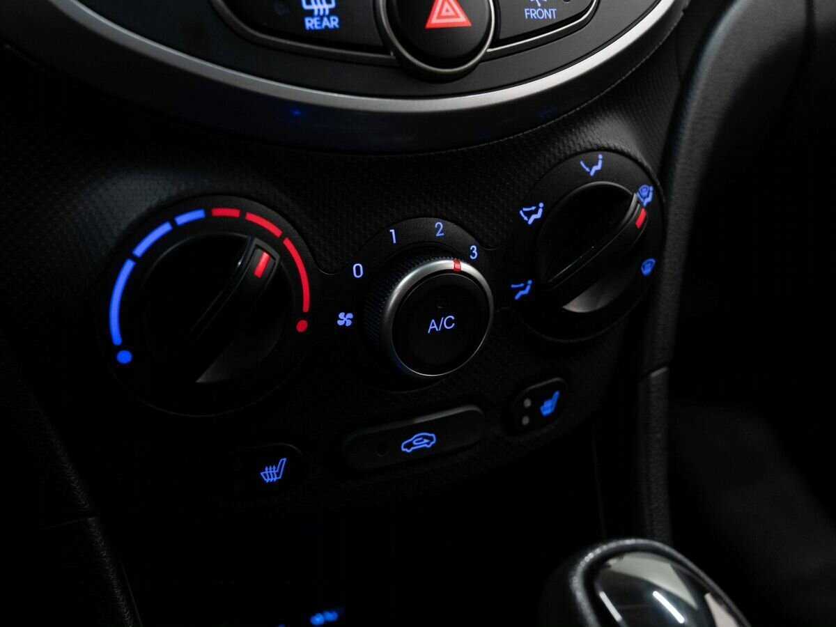 Купить Hyundai Solaris, 2016, 110 000 км, фото №21