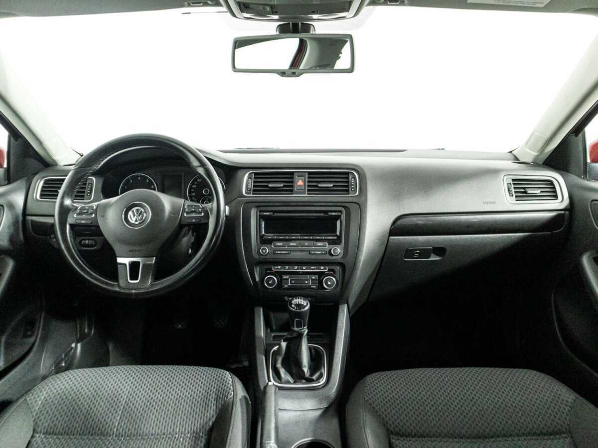 Купить Volkswagen Jetta, 2012, 198 799 км, фото №13