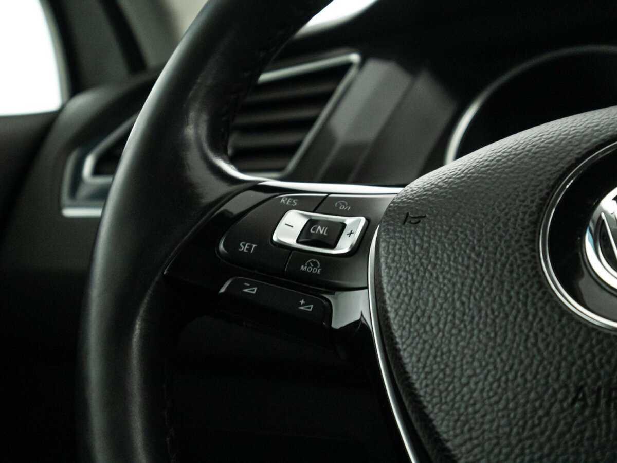 Купить Volkswagen Tiguan, 2018, 145 890 км, фото №17