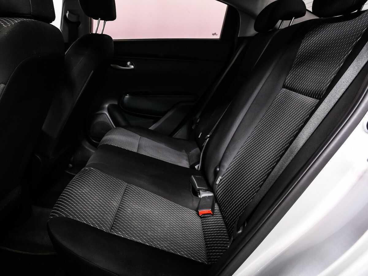 Купить Kia Rio, 2018, 81 250 км, фото №13