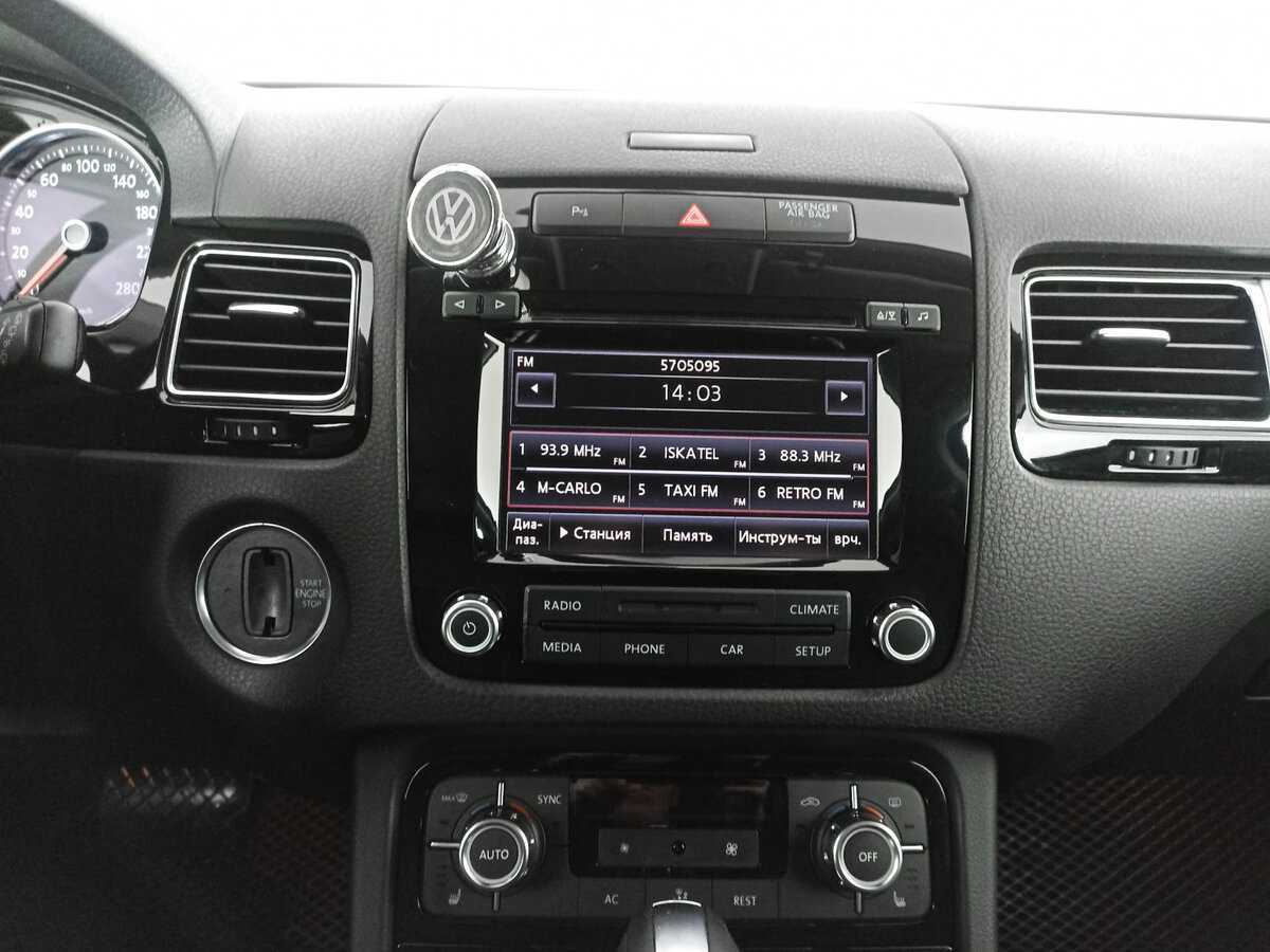 Купить Volkswagen Touareg, 2013, 258 936 км, фото №12