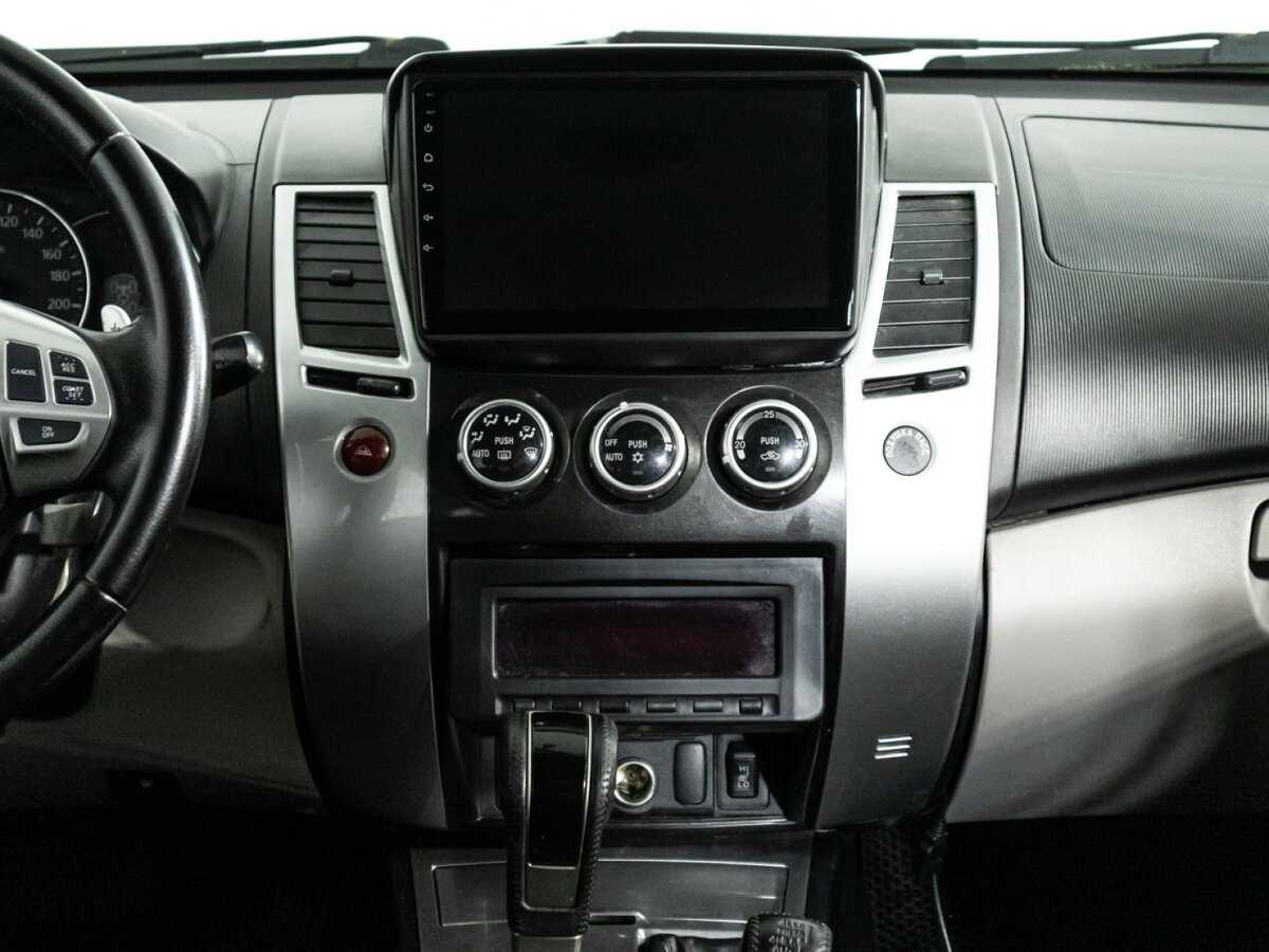 Купить Mitsubishi Pajero Sport, 2013, 215 151 км, фото №14