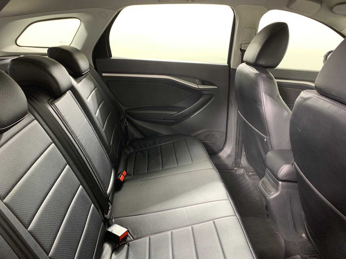 Купить Lada (ВАЗ) Vesta SW, 2018, 126 419 км, фото №18