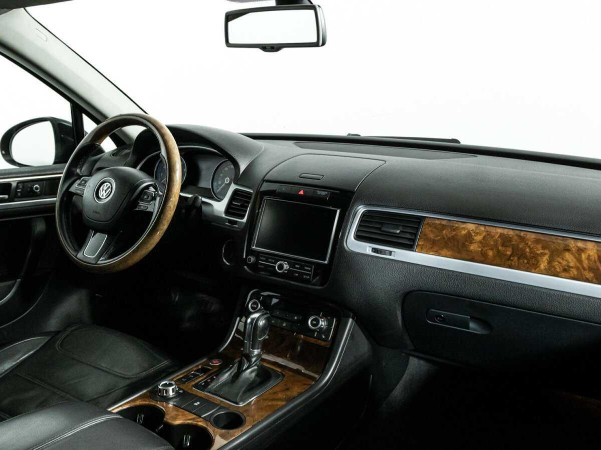 Купить Volkswagen Touareg, 2012, 329 160 км, фото №9