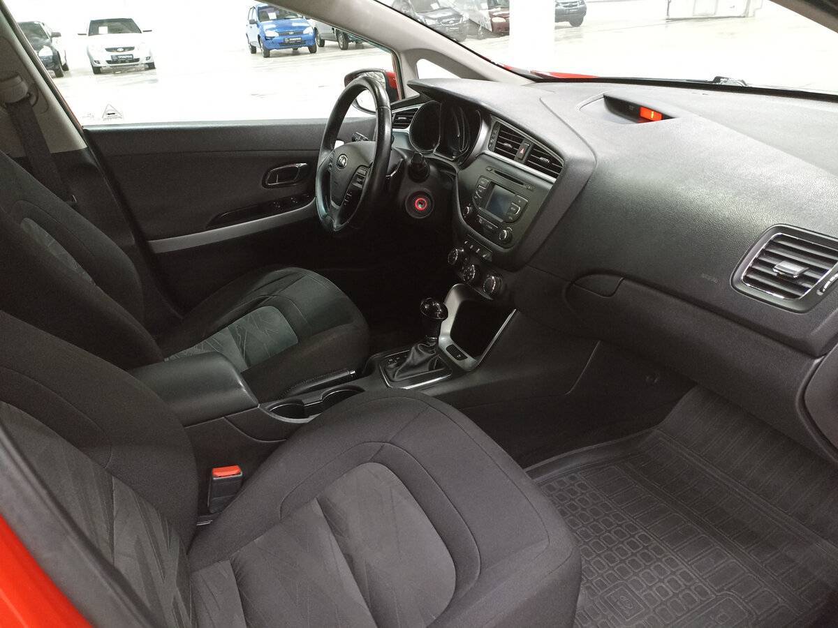 Купить Kia Ceed, 2016, 171 380 км, фото №11