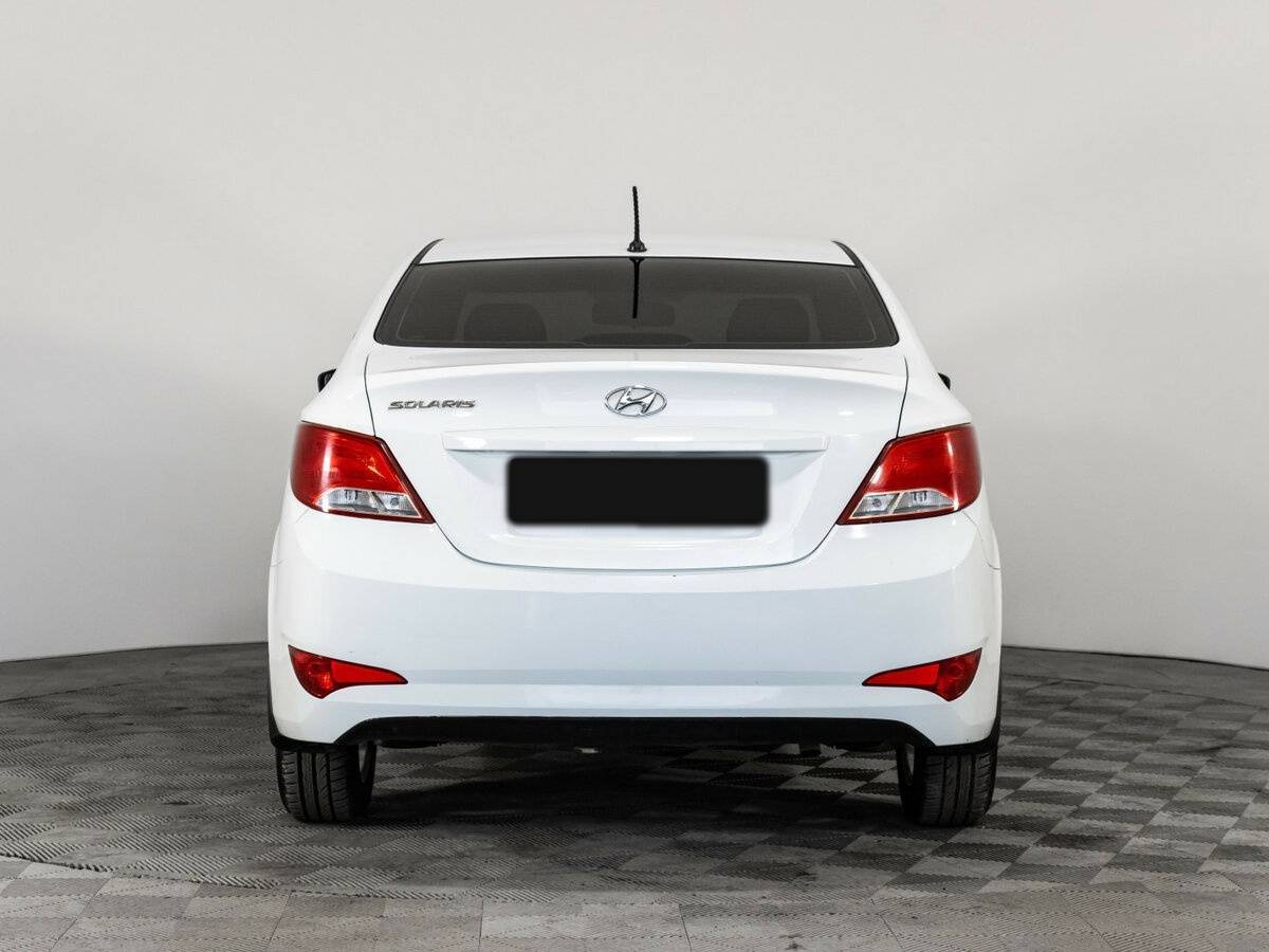 Купить Hyundai Solaris, 2016, 112 982 км, фото №5