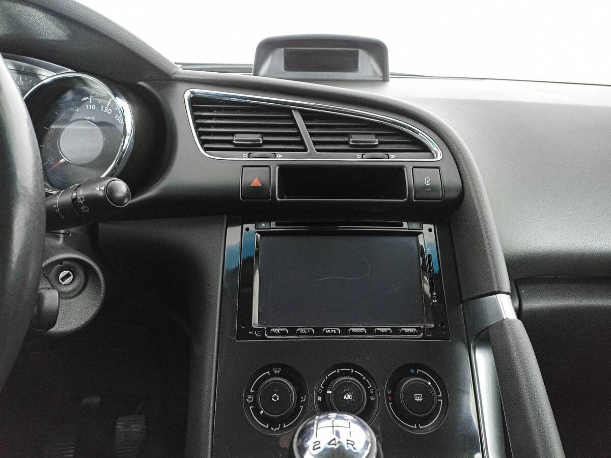 Купить Peugeot 3008, 2012, 217 357 км, фото №11