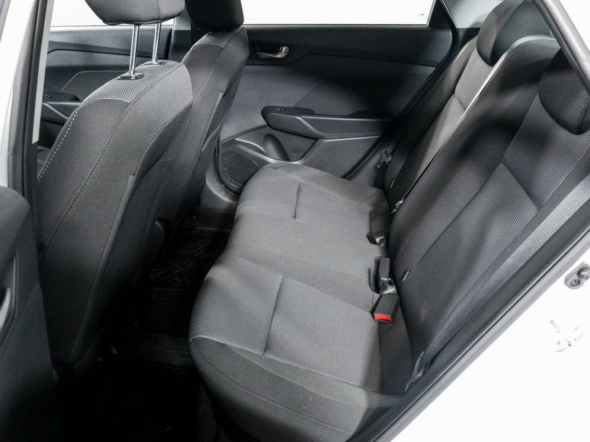 Купить Hyundai Solaris, 2019, 13 585 км, фото №10