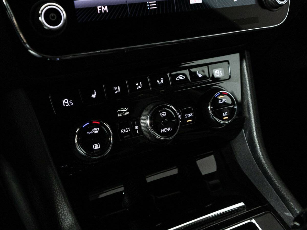 Купить Skoda Superb, 2018, 97 607 км, фото №19