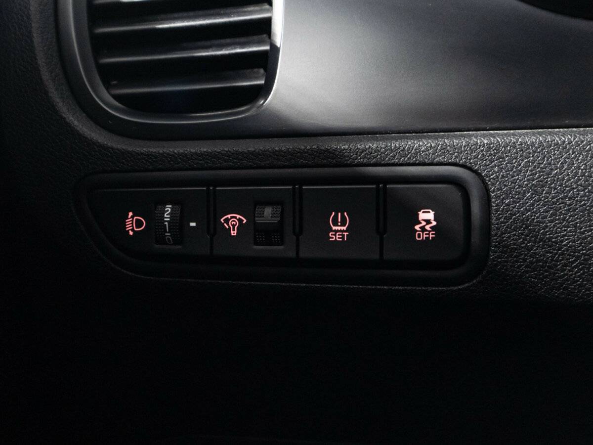 Купить Kia Rio, 2020, 148 653 км, фото №19