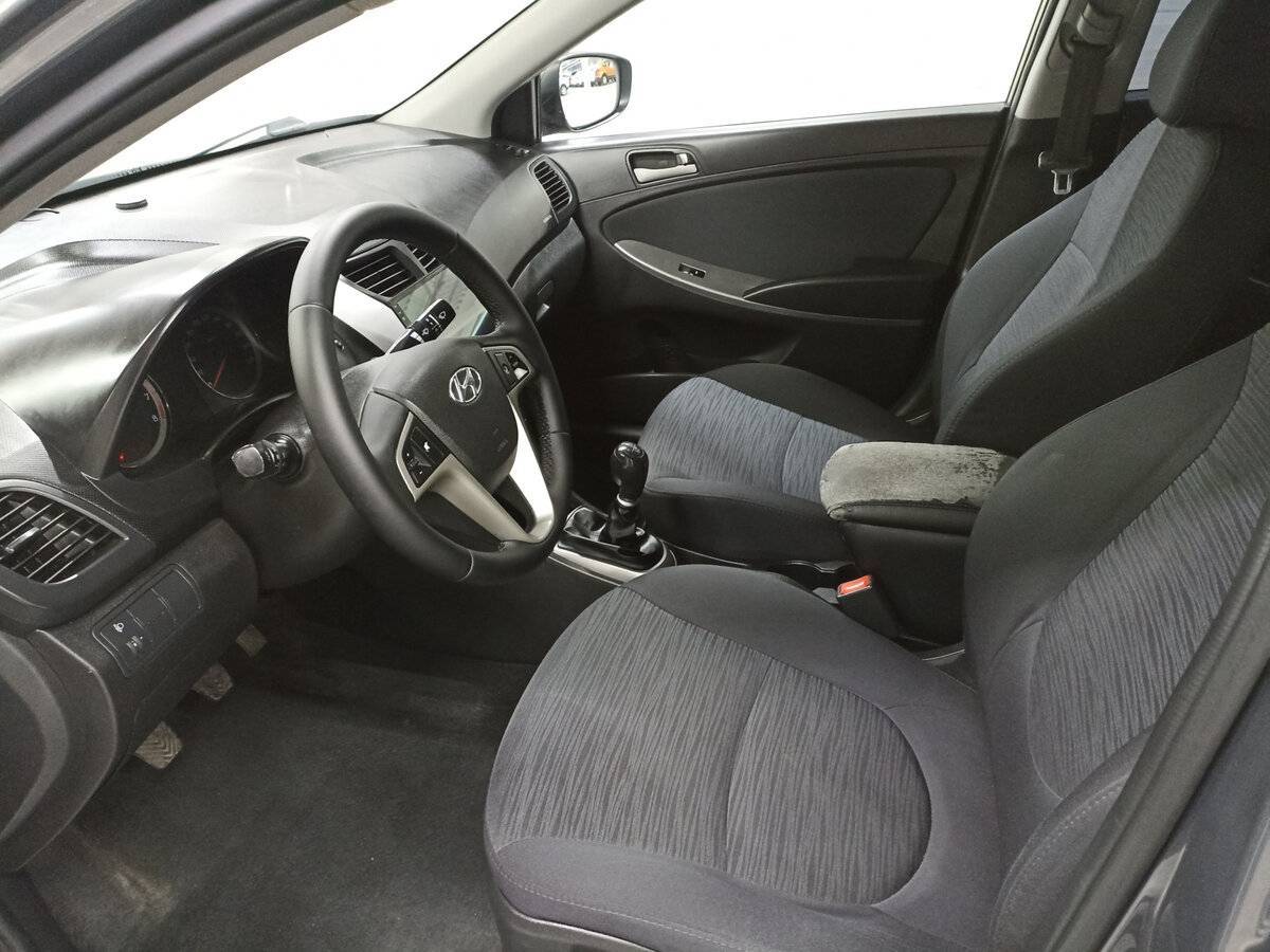 Купить Hyundai Solaris, 2015, 187 815 км, фото №16