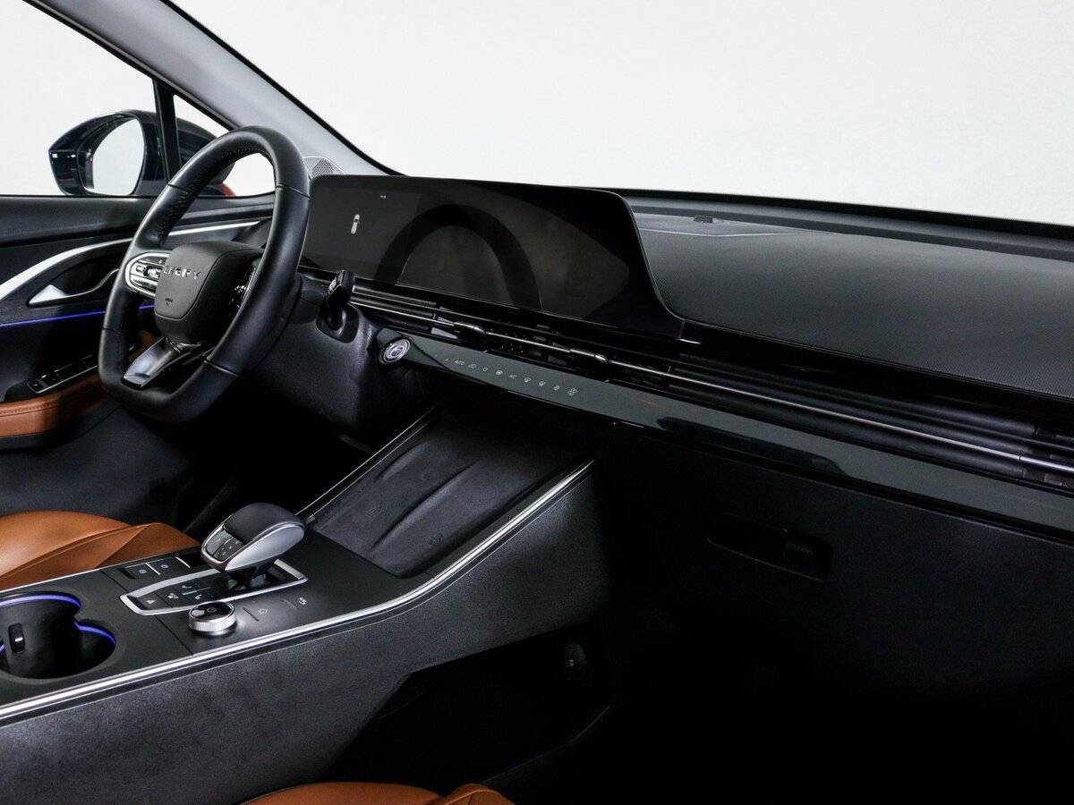 Купить Omoda C5, 2022, 30 000 км, фото №9