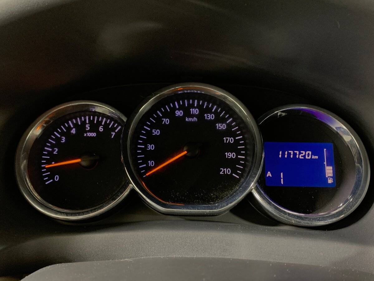 Купить Renault Logan, 2015, 117 825 км, фото №14