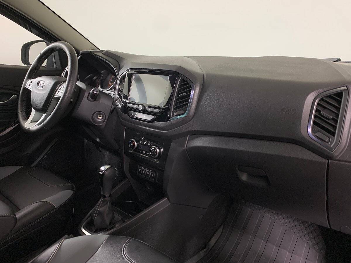 Купить Lada (ВАЗ) XRAY Cross, 2021, 4 240 км, фото №13