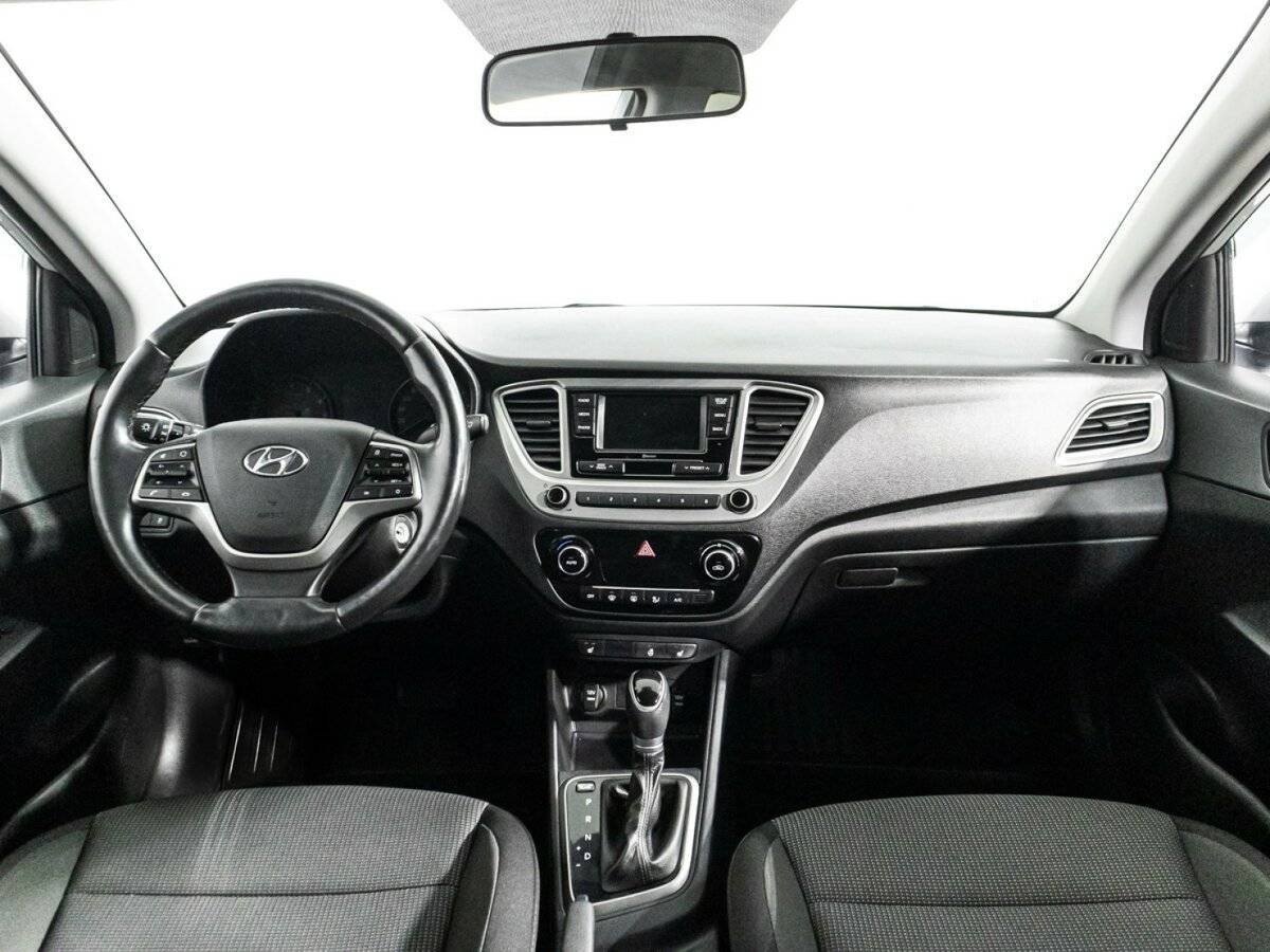 Купить Hyundai Solaris, 2019, 130 736 км, фото №13