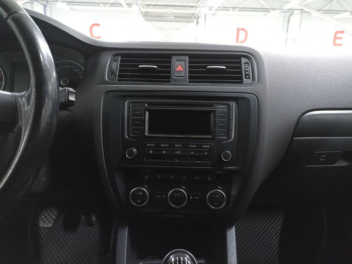 Купить Volkswagen Jetta, 2014, 164 301 км, фото №15