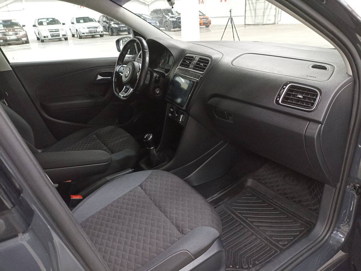 Купить Volkswagen Polo, 2018, 138 300 км, фото №11