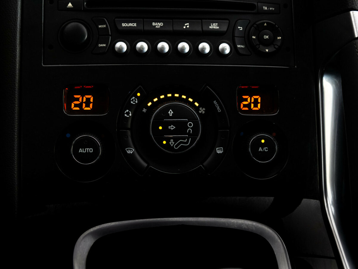 Купить Peugeot 3008 I Рестайлинг, 2014, 201 486 км, фото №11