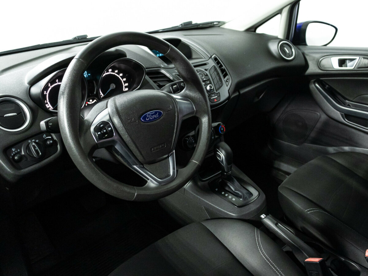 Купить Ford Fiesta Mk6 Рестайлинг, 2015, 170 182 км, фото №11