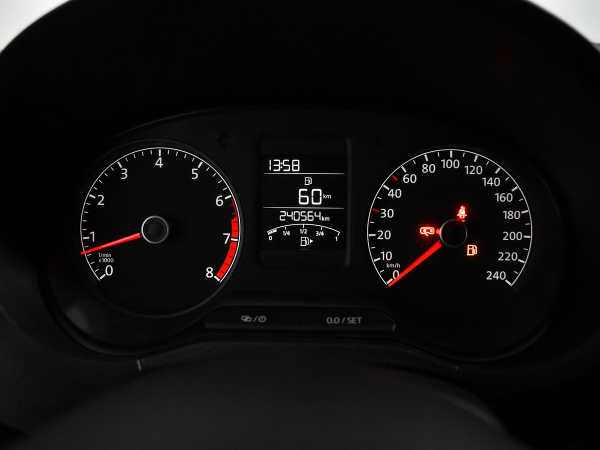 Купить Volkswagen Polo V Рестайлинг, 2015, 240 000 км, фото №16